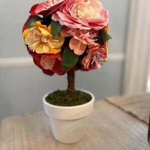 Beautiful Spring Paper Flower Pot Decor